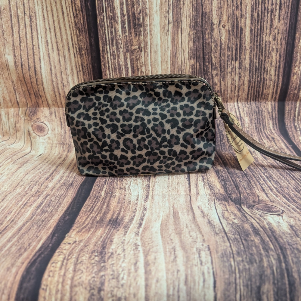 Floral Patterned Wristlet - Picture 3 of 5